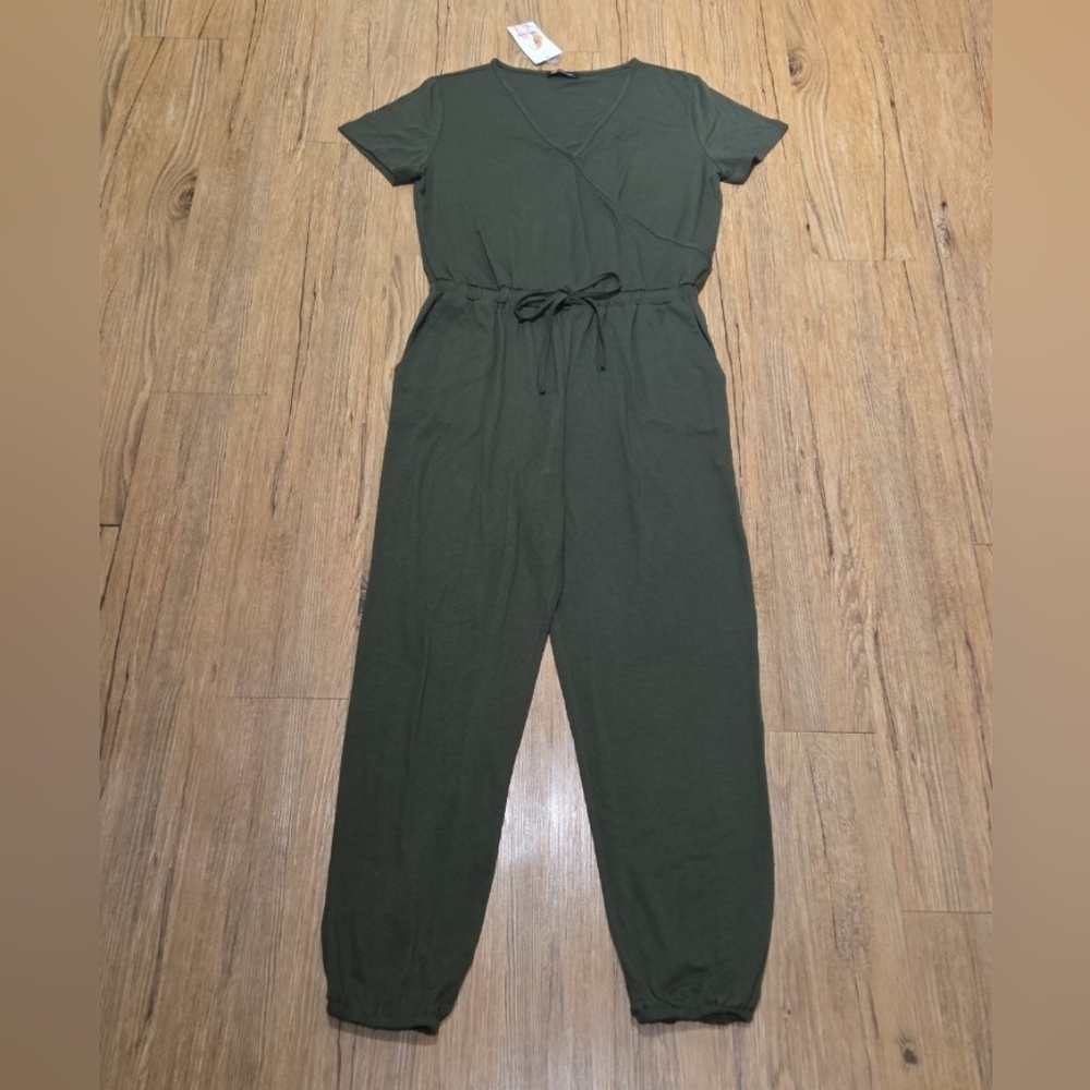 Pretty Garden Jumpsuit - Picture 3 of 11